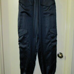 Banana Republic Satin Cargo jogger Size M